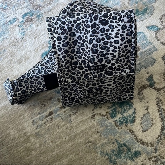Y2K Guess Animal Print Backpack Purse EUC - Picture 1 of 2